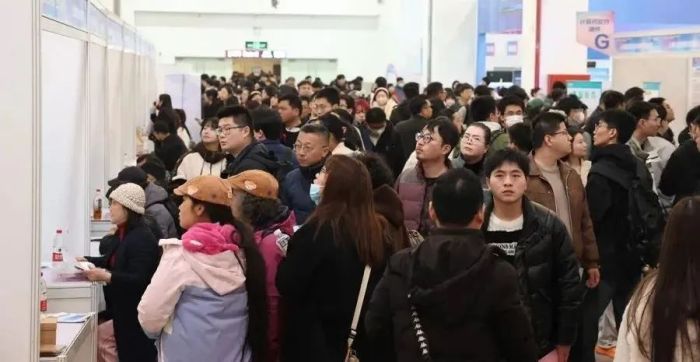 这一行业严重缺人！“实习生也月入过万”